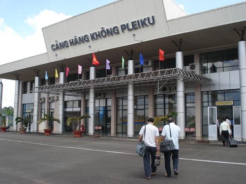 Vé máy bay Vinh đi Pleiku