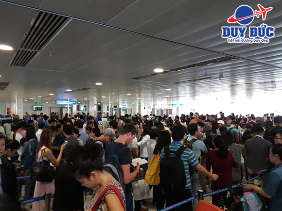Hàng không giảm giá 40% cho các chuyến bay đêm dịp Tết