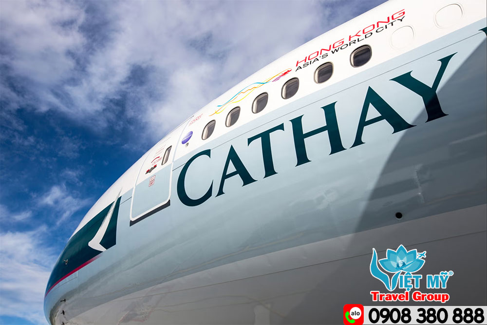 Bay quốc tế Cathay Pacific - giá vé khứ hồi chỉ từ 240 USD
